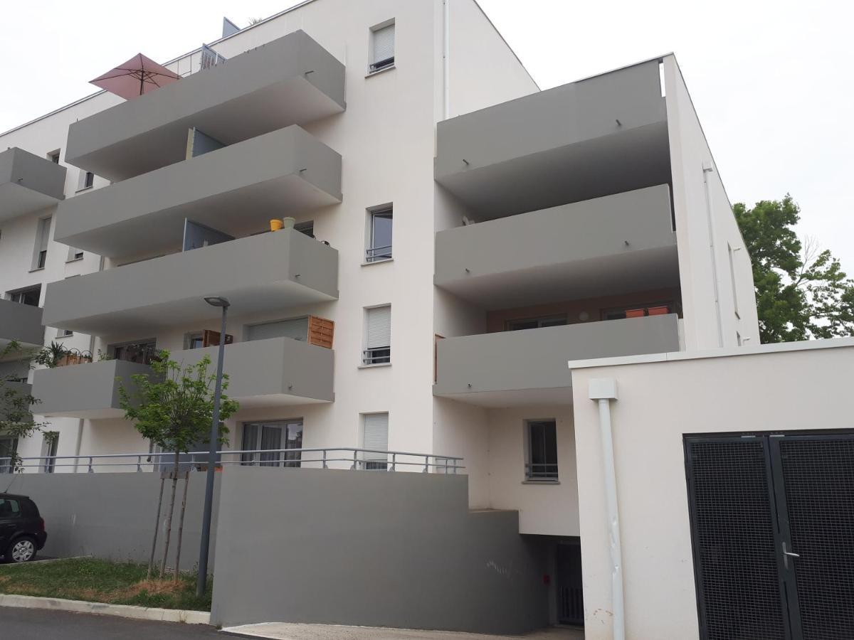 Appartement Residence Recente バイヨンヌ エクステリア 写真